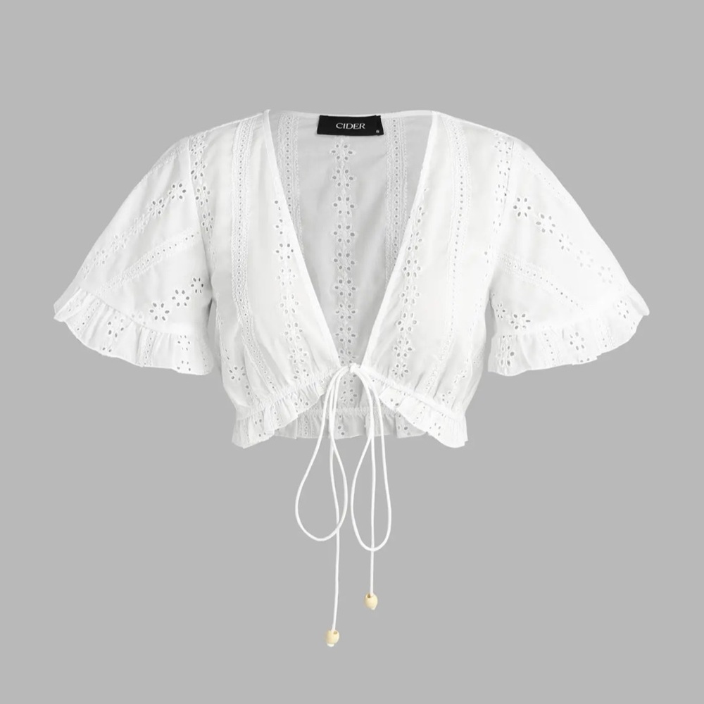 Cider Eyelet Crop Top - White (Size XL)
